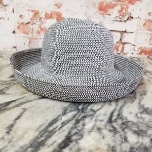 Betmar Ladies Sun Hat, easy packing, Black & White